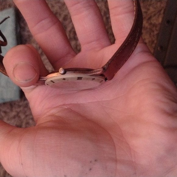 Dejuno quartz and leather watch - Picture 3 of 4